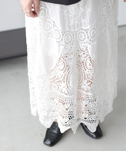 AMELY(エミリー)の「クロシェ編みフレアスカート(スカート・レディース・ホワイト/ベージュ・フリー)」の9枚目の写真