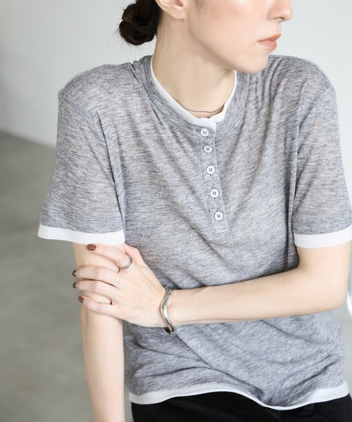 レイヤードライクヘンリーネックシアートップス（Tシャツ/カットソー