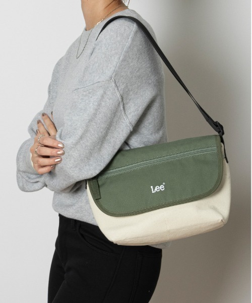 Lee(リー)の「Lee(リー)【レディース】メッセンジャーバッグ(ショルダーバッグ・レディース・カーキブラウン/ブラック・ONE SIZE)」の2枚目の写真