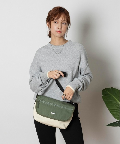 Lee(リー)の「Lee(リー)【レディース】メッセンジャーバッグ(ショルダーバッグ・レディース・カーキブラウン/ブラック・ONE SIZE)」の11枚目の写真
