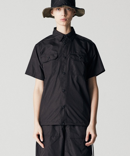 TAION（タイオン）の「【TAION(タイオン)】〈ユニセックス〉ノンダウン ミリタリー ハーフスリーブシャツ（シャツ/ブラウス・メンズ・ダークネイビー/その他3/ダークグリーン/オフホワイト/ダークオリーブ/ブラック/ダークグリーン系/オリーブ・S/M/L/XL/XS）」の11枚目の写真