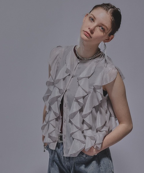 HARE（ハレ）の「ノースリーブフリルシャツ(HARE)（シャツ/ブラウス・レディース・ライトグレー/ブラック・FREE）」の13枚目の写真