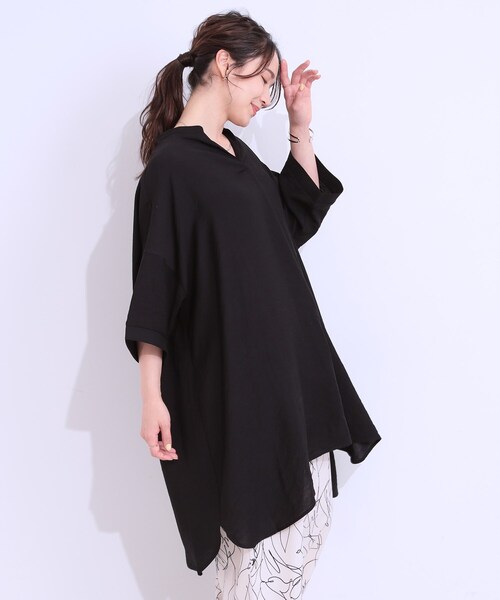 SHOO・LA・RUE（シューラルー）の「【洗える/S-LL/ひんやり】ゆったりチュニックワンピース（チュニック・レディース・ブラック/ブラウン系その他/ブルーグリーン/ナチュラル・01/02/03/04）」の7枚目の写真