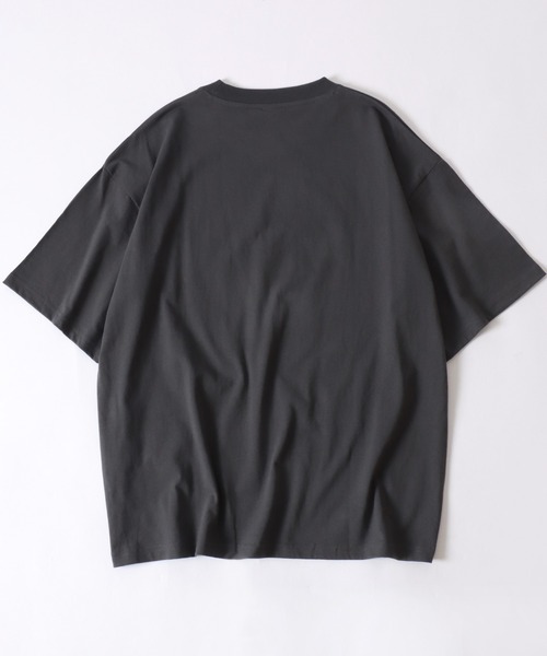 Lazar(ラザル)の「Warner Bros./ワーナーブラザース IT/イット オーバーサイズ ピグメント風 ヴィンテージ加工 半袖Tシャツ/レディース メンズ(Tシャツ/カットソー・レディース・ブラック系その他/ホワイト系その他2/ブラック系その他2/ホワイト系その他/ホワイト系その他4/ブラック系その他3/ブラック系その他5/ホワイト系その他5/ホワイト系その他6/ホワイト系その他3/ブラック系その他4/ブラック系その他6・M/L/LL)」の16枚目の写真