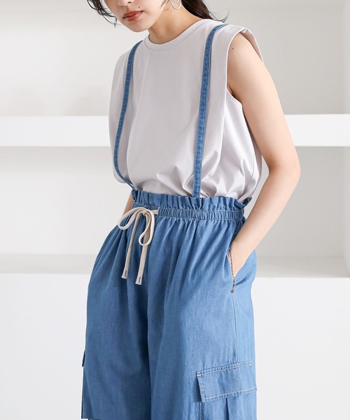 n'OrLABEL(ノアールレーベル)の「『サスペンダー付きギャザーワイドデニムパンツ』(カーゴパンツ・レディース・ブルー/ネイビー・1/2)」の5枚目の写真