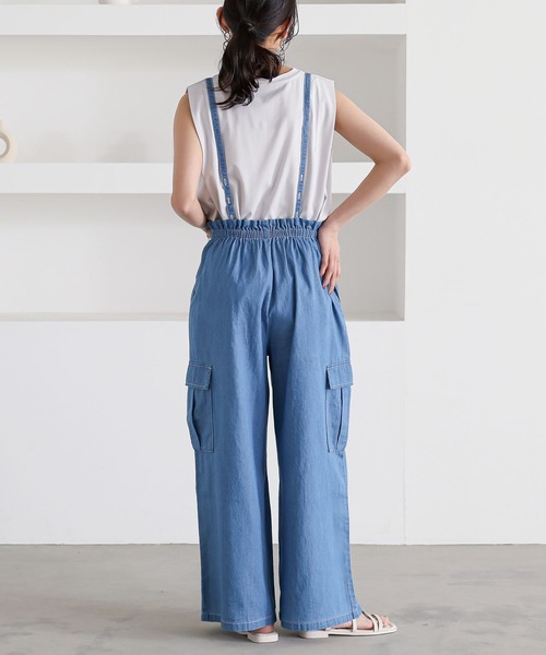 n'OrLABEL(ノアールレーベル)の「『サスペンダー付きギャザーワイドデニムパンツ』(カーゴパンツ・レディース・ブルー/ネイビー・1/2)」の7枚目の写真