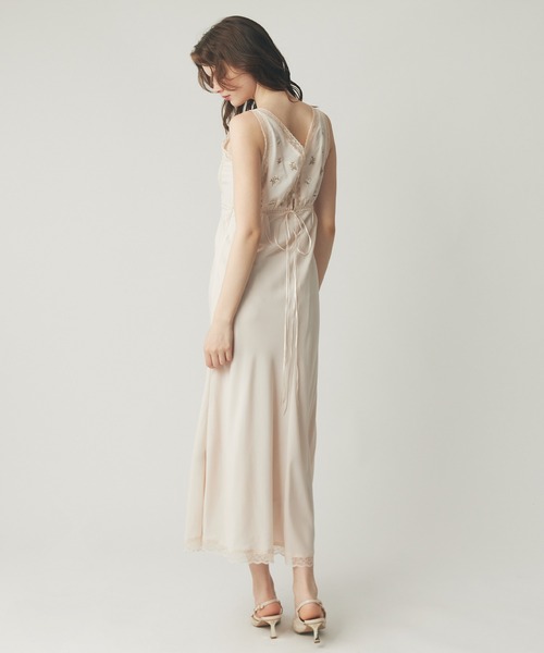 ME COUTURE（ミークチュール）の「フルール刺繍レースmixドレス（ワンピース・レディース・ピンク/アイボリー・00/FREE）」の6枚目の写真