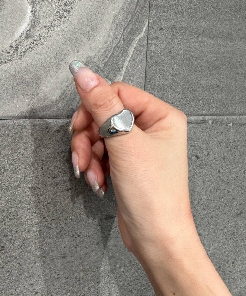 Rechic（リシック）の「ニュアンスハートリング（リング・レディース・シルバー・FREE）」の2枚目の写真