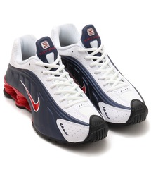 NIKE（ナイキ）の「NIKE SHOX R4 / ナイキ ショックス R4 【SP】（スニーカー・レディース）」