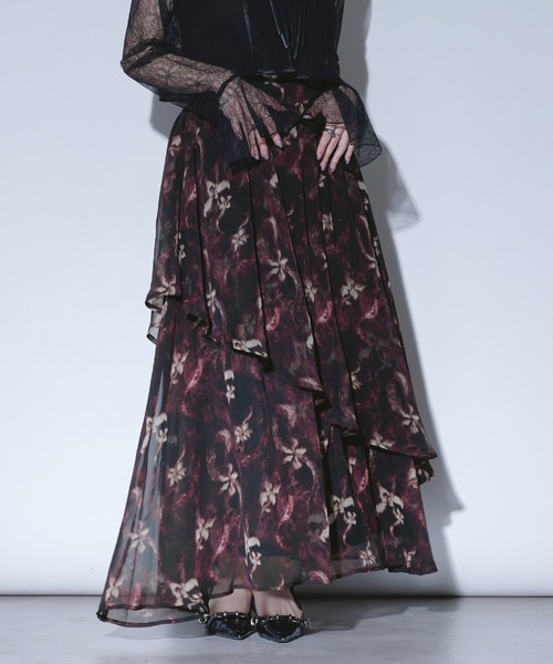 Ellno de Mavie(エルノデメヴィ)の「フラワーニュアンスシアーティアードスカート/SETUP対応(スカート・レディース・ブラック/ワインレッド・FREE)」の17枚目の写真