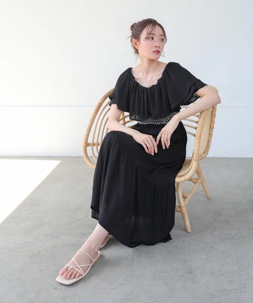 Bab(バブ)の「【S・Mサイズ展開】レーヨンクレープスモッキングワンピース(ワンピース・レディース・ブラック/アイボリー・MEDIUM/SMALL)」の16枚目の写真