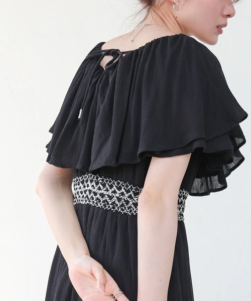 Bab(バブ)の「【S・Mサイズ展開】レーヨンクレープスモッキングワンピース(ワンピース・レディース・ブラック/アイボリー・MEDIUM/SMALL)」の11枚目の写真