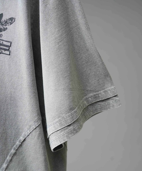 MAISON SPECIAL(メゾンスペシャル)の「《UNISEX》【Hypnose Association for MAISON SPECIAL】「Butterfly」Prime-Over Crew Neck T-Shirt/プライムオーバークルーネックTシャツ【MAISON SPECIAL/メゾンスペシャル】(Tシャツ/カットソー・メンズ・ライトグレー/ブラック・1/2)」の15枚目の写真