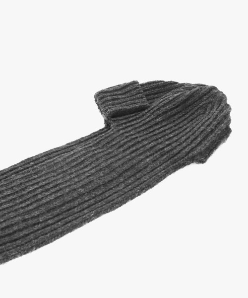 OVERRIDE(オーバーライド)の「OVERRIDE KNIT SCARF FLIGHTCAP SGP / オーバーライド(ニットキャップ/ビーニー・レディース・ダークグレー/ホワイト/ブラウン・57~59cm)」の11枚目の写真