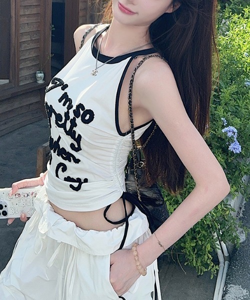 Vipoa(ヴィポア)の「Monotone logo tank top(タンクトップ・レディース・ホワイト・FREE)」の10枚目の写真