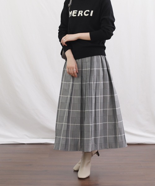 美品 グレディブリリアン AuieF TRポンチプリーツスカート イージー 美品 グレディブリリアン AuieF TRポンチプリーツスカート