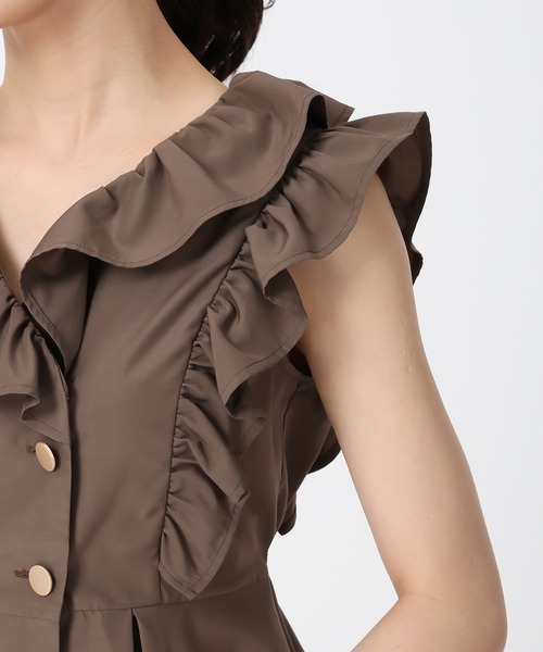 31 Sons de mode(トランテアン ソン ドゥ モード)の「2025秋冬新作 フリルペプラムブラウス(シャツ/ブラウス・レディース・ブラウン/イエロー/ホワイト・フリ-)」の19枚目の写真