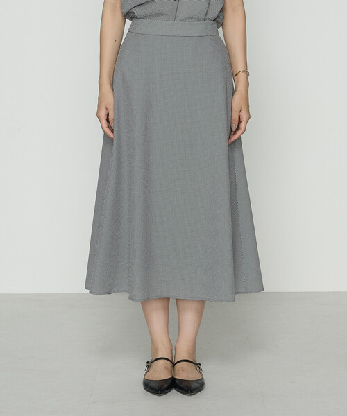 COMME CA（コムサ）の「シアーサッカーギンガム フレアスカート（スカート・レディース・ホワイト×ブラック・11号/9号）」の5枚目の写真