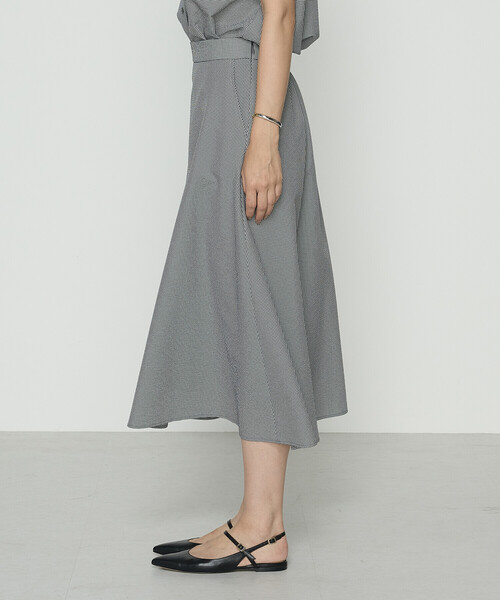 COMME CA（コムサ）の「シアーサッカーギンガム フレアスカート（スカート・レディース・ホワイト×ブラック・11号/9号）」の6枚目の写真