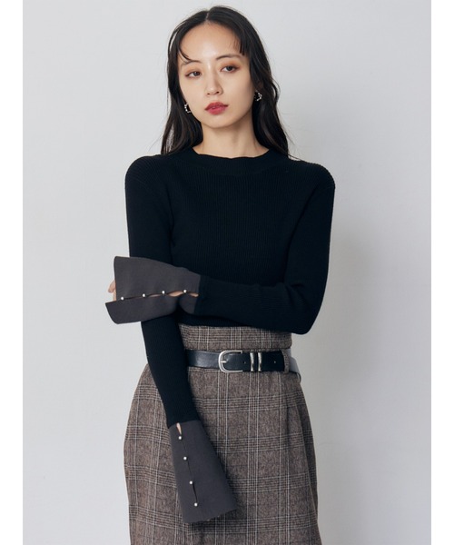MURUA（ムルーア）の「フレアスリーブアクセントニット（ニット/セーター・レディース・ブラック/アイボリー/グリーン/ブラウン/ホワイト/グレー・FREE）」の7枚目の写真