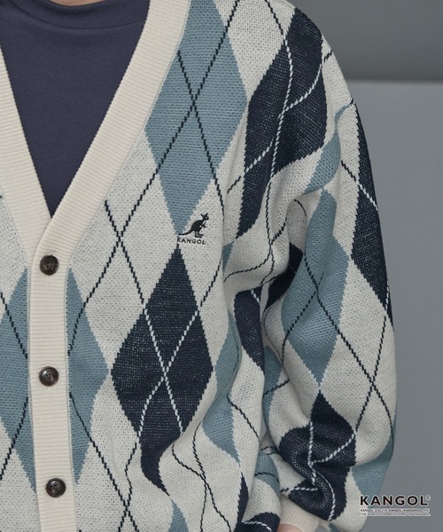 KANGOL(カンゴール)の「KANGOL/カンゴール 別注 ロゴ ワンポイント刺繍 デザインアソートシームポケットルーズニットカーディガン(カーディガン/ボレロ・メンズ・ブラック系/チャコール/ブラウン/アイボリー/ネイビー系・L/M)」の7枚目の写真
