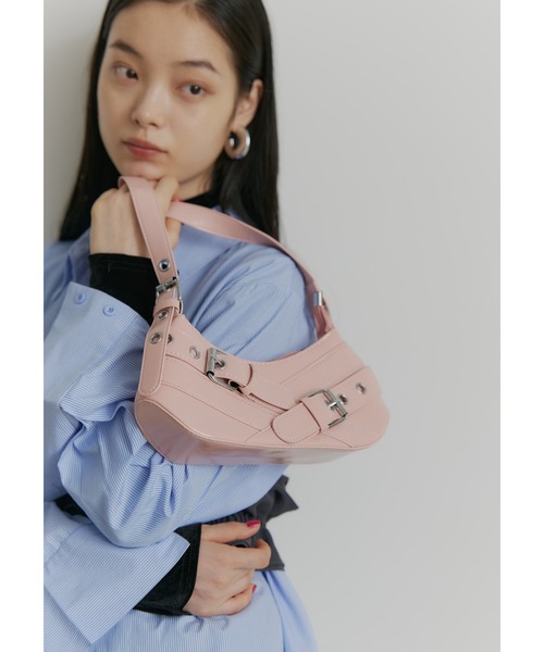 SEN TOKYO(セントーキョー)の「ベルトデザイン コンパクトショルダーバッグ(ショルダーバッグ・レディース・シルバー/ブラック/ホワイト/ピンク・FREE)」の20枚目の写真