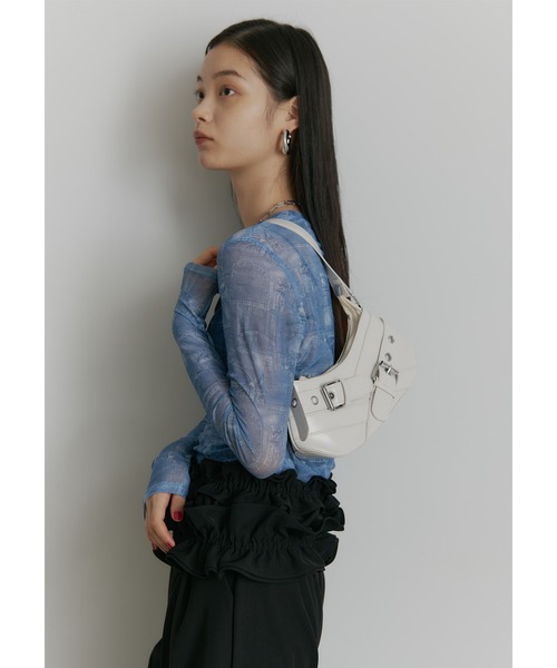 SEN TOKYO(セントーキョー)の「ベルトデザイン コンパクトショルダーバッグ(ショルダーバッグ・レディース・シルバー/ブラック/ホワイト/ピンク・FREE)」の7枚目の写真