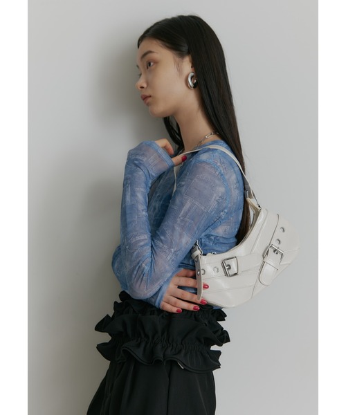 SEN TOKYO(セントーキョー)の「ベルトデザイン コンパクトショルダーバッグ(ショルダーバッグ・レディース・シルバー/ブラック/ホワイト/ピンク・FREE)」の8枚目の写真