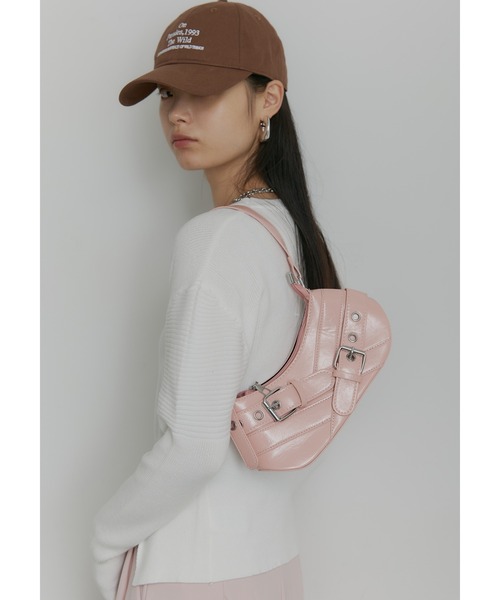 SEN TOKYO(セントーキョー)の「ベルトデザイン コンパクトショルダーバッグ(ショルダーバッグ・レディース・シルバー/ブラック/ホワイト/ピンク・FREE)」の16枚目の写真