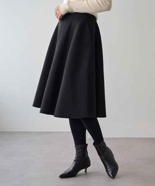 LIVETART（リヴェタート）の「メルトンジャージーフレアミディスカート（スカート・レディース・ブラック/チャコールグレー・FREE）」の4枚目の写真
