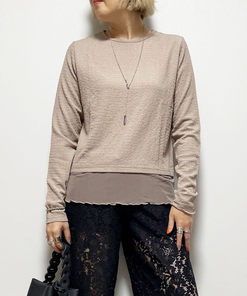 Fizz(フィズ)の「シャーリング裾シアーロンT(Tシャツ/カットソー・レディース・アイボリー/ブラック/グレイッシュベージュ・M)」の3枚目の写真