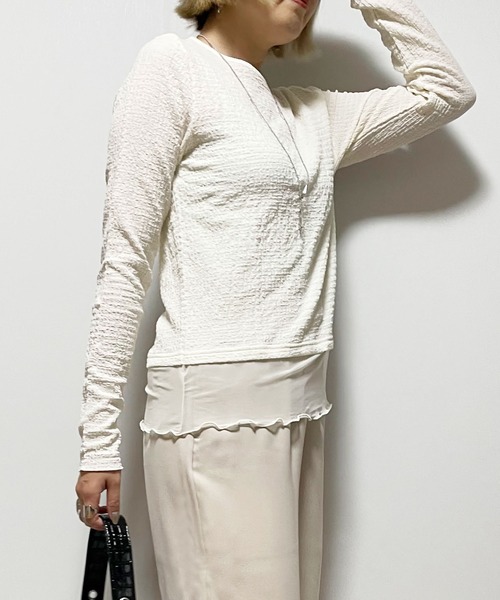 Fizz(フィズ)の「シャーリング裾シアーロンT(Tシャツ/カットソー・レディース・アイボリー/ブラック/グレイッシュベージュ・M)」の7枚目の写真