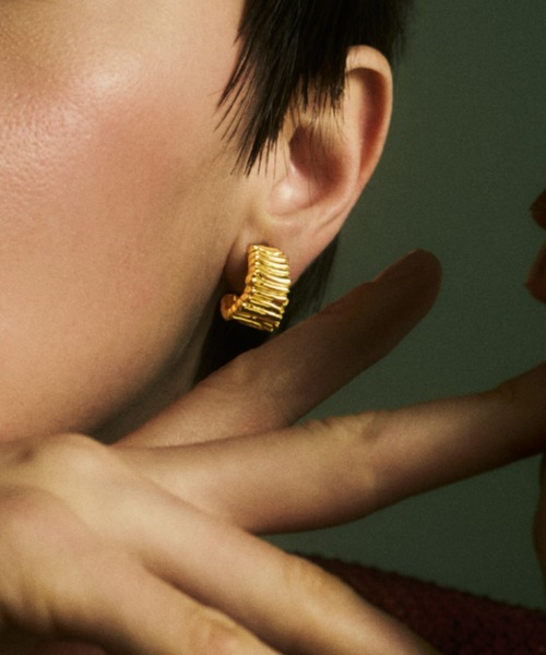 IRIS47（イリスフォーセブン）の「【IRIS 47】metis earring/メティス イヤリング（イヤリング・レディース・ゴールド/シルバー・FREE）」の2枚目の写真