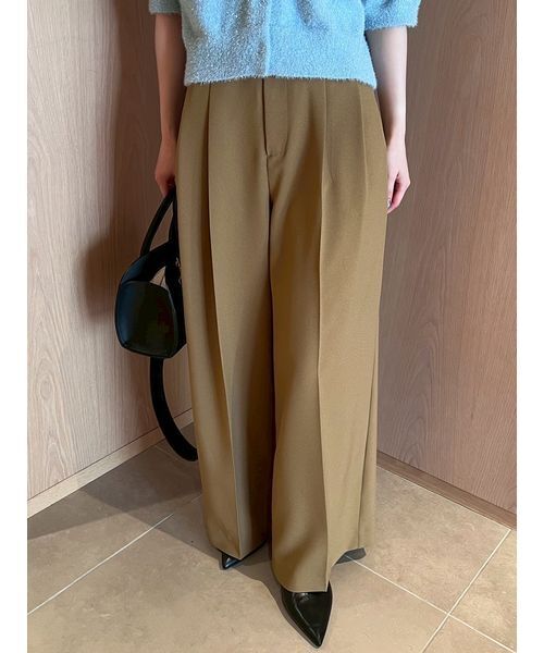 Mila Owen（ミラオーウェン）の「ドライタッチ2タックワイドパンツ（その他パンツ・レディース・ピンク/キャメル/マルチ/ブラック・00/0/1）」の2枚目の写真