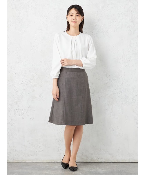 HARUYAMA(ハルヤマ)の「バー付きフロントタックブラウス UV加工 通年 【SOFFICE BEAUTYVEIL】(シャツ/ブラウス・レディース・ネイビー/オフホワイト/ベージュ・LL/L/S/M)」の11枚目の写真