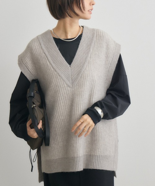 KATHARINE ROSS（キャサリンロス）の「【KATHARINE ROSS】5G両畔配色Vベスト（ベスト・レディース・グレイッシュベージュ/ブラウン・MEDIUM）」の2枚目の写真