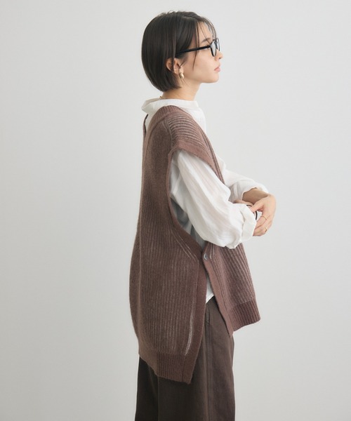 KATHARINE ROSS（キャサリンロス）の「【KATHARINE ROSS】5G両畔配色Vベスト（ベスト・レディース・グレイッシュベージュ/ブラウン・MEDIUM）」の5枚目の写真