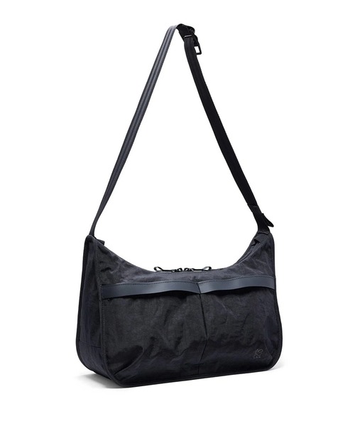 CHROME（クローム）の「CHROME/クローム ショルダーバック YOYOGI 14L MESSENGER ヨヨギ 14L メッセンジャー BG384BK（ショルダーバッグ・メンズ・ブラック・FREE）」の6枚目の写真