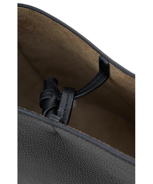 CLANE（クラネ）の「J&M DAVIDSON for CLANE QUIVER BUCKET MINI（ハンドバッグ・レディース・ブラック・F）」の7枚目の写真