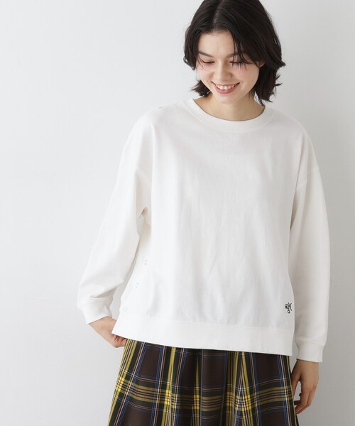 Dessin(デッサン)の「【洗える】サイドスナップカットソー(Tシャツ/カットソー・レディース・ホワイト系/グレー/ネイビー・01/02/03)」の2枚目の写真