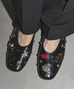 ★未使用AMERI アメリビンテージ フラット パンプス シューズ L ビジュー UND BIJOU FLAT PUMPS（パンプス）｜Ameri（アメリ）の