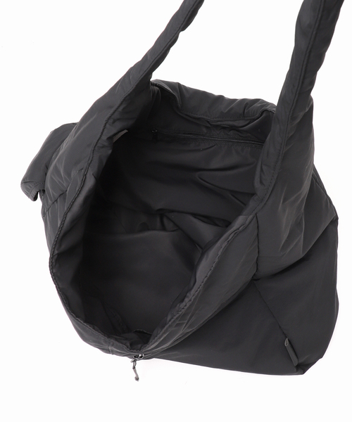 B.C STOCK（ベーセーストック）の「【fellowww / フェロー】別注 NEW パッファー ショルダーバッグ（ショルダーバッグ・メンズ・ライトイエロー/ブラック・FREE）」の12枚目の写真