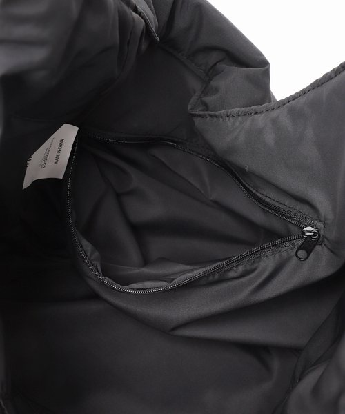 B.C STOCK（ベーセーストック）の「【fellowww / フェロー】別注 NEW パッファー ショルダーバッグ（ショルダーバッグ・メンズ・ライトイエロー/ブラック・FREE）」の14枚目の写真