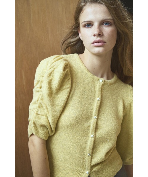 Estella.K(エステラケー)の「Mira Knit Cardigan スパンコールボリュームスリーブニットカーディガン(カーディガン/ボレロ・レディース・ブラック/レッド/イエロー・FREE)」の11枚目の写真