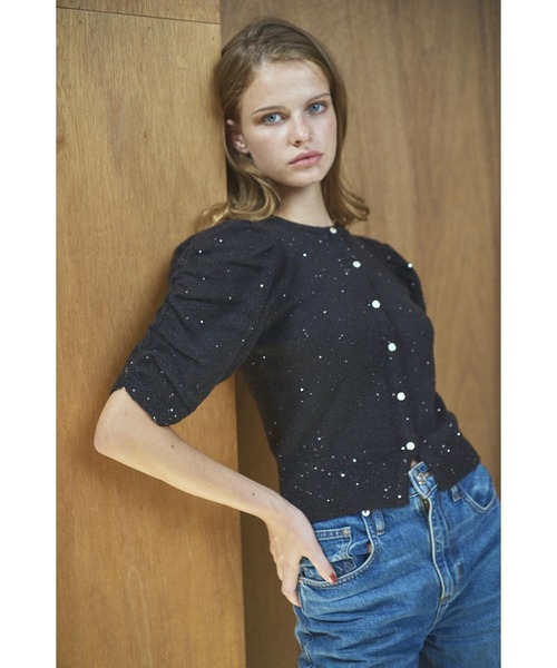 Estella.K(エステラケー)の「Mira Knit Cardigan スパンコールボリュームスリーブニットカーディガン(カーディガン/ボレロ・レディース・ブラック/レッド/イエロー・FREE)」の16枚目の写真