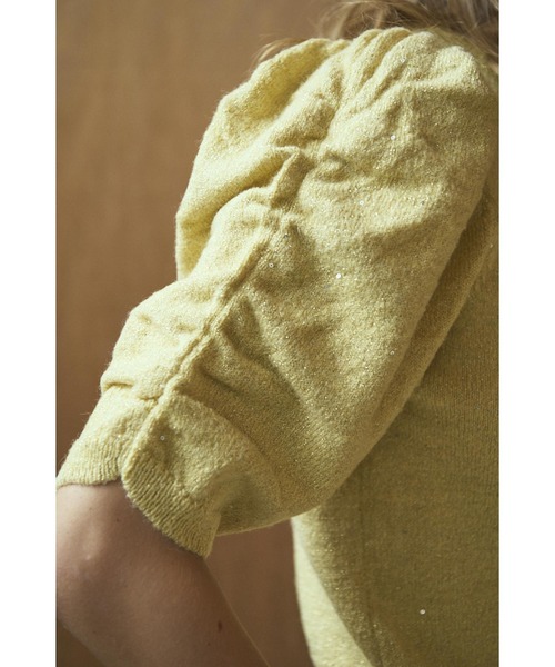 Estella.K(エステラケー)の「Mira Knit Cardigan スパンコールボリュームスリーブニットカーディガン(カーディガン/ボレロ・レディース・ブラック/レッド/イエロー・FREE)」の8枚目の写真