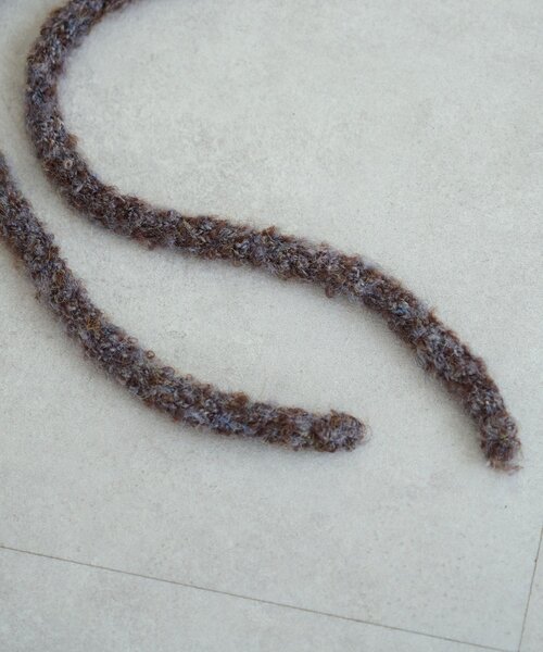 DISCOAT（ディスコート）の「ブークレ紐付きビーニー（ニットキャップ/ビーニー・レディース・ブラウン/ベージュ・FREE）」の4枚目の写真