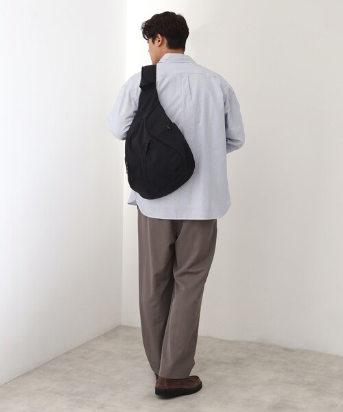 THE SHOP TK （ザ ショップ ティーケー ）の「トライアングルショルダーバッグ（ショルダーバッグ・メンズ・ブラック系1/ブラック・00）」の4枚目の写真