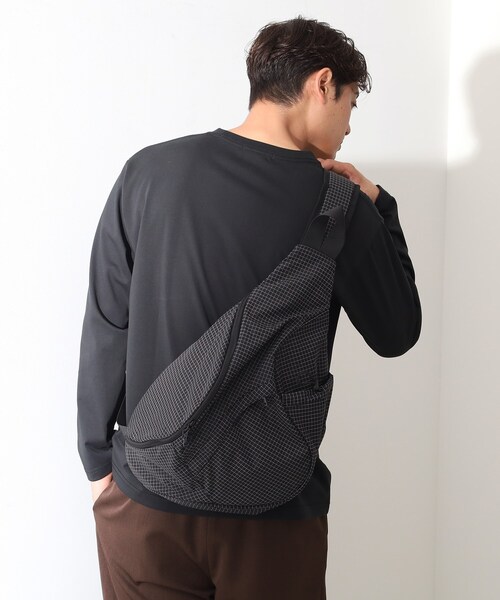 THE SHOP TK （ザ ショップ ティーケー ）の「トライアングルショルダーバッグ（ショルダーバッグ・メンズ・ブラック系1/ブラック・00）」の16枚目の写真
