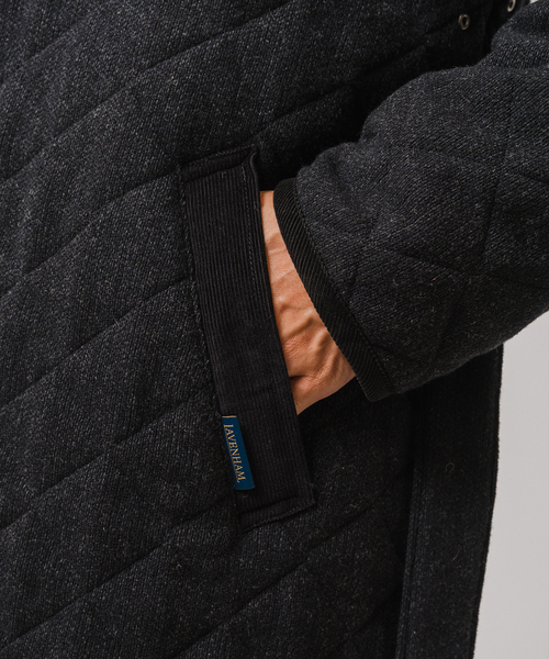 LAVENHAM(ラベンハム)の「LAVENHAM (ラベンハム) 別注 Belted Chantry (ウールメルトン)(その他アウター・メンズ・チャコールグレー・MEDIUM/SMALL)」の16枚目の写真